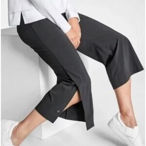 Athleta Black Tribeca Wide Leg Cropped Pant 10